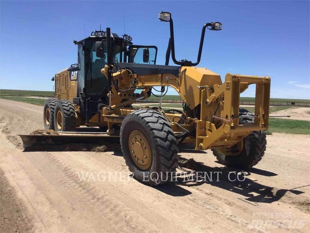 CAT 140M3 AWD Grejderi