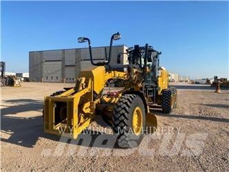 CAT 150 AWD Grejderi