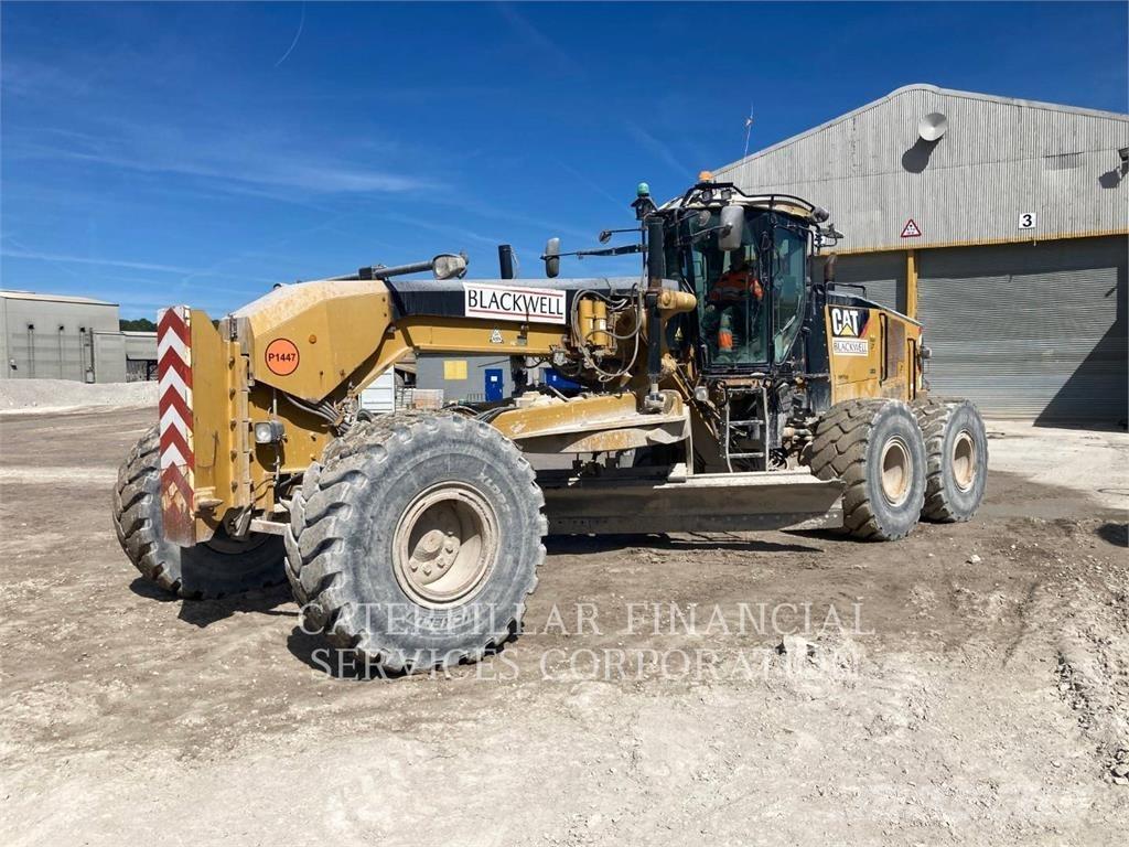 CAT 16M Grejderi