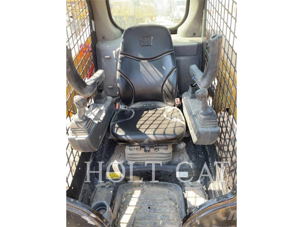 CAT 226D Skid steer mini utovarivači