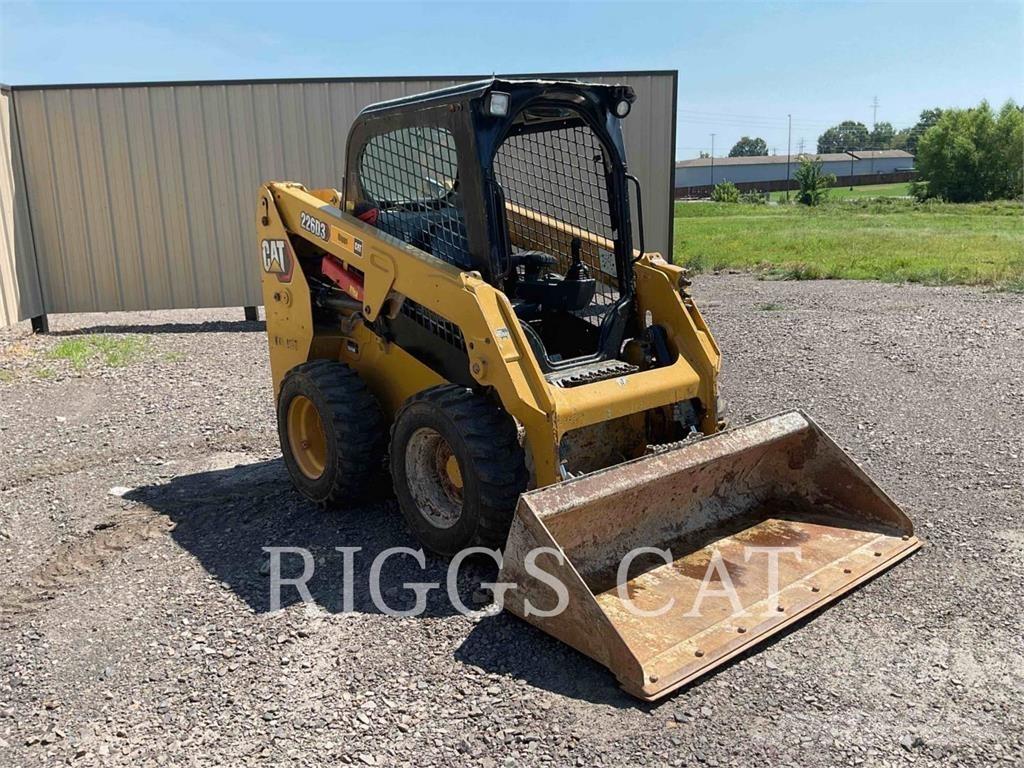 CAT 226D Skid steer mini utovarivači