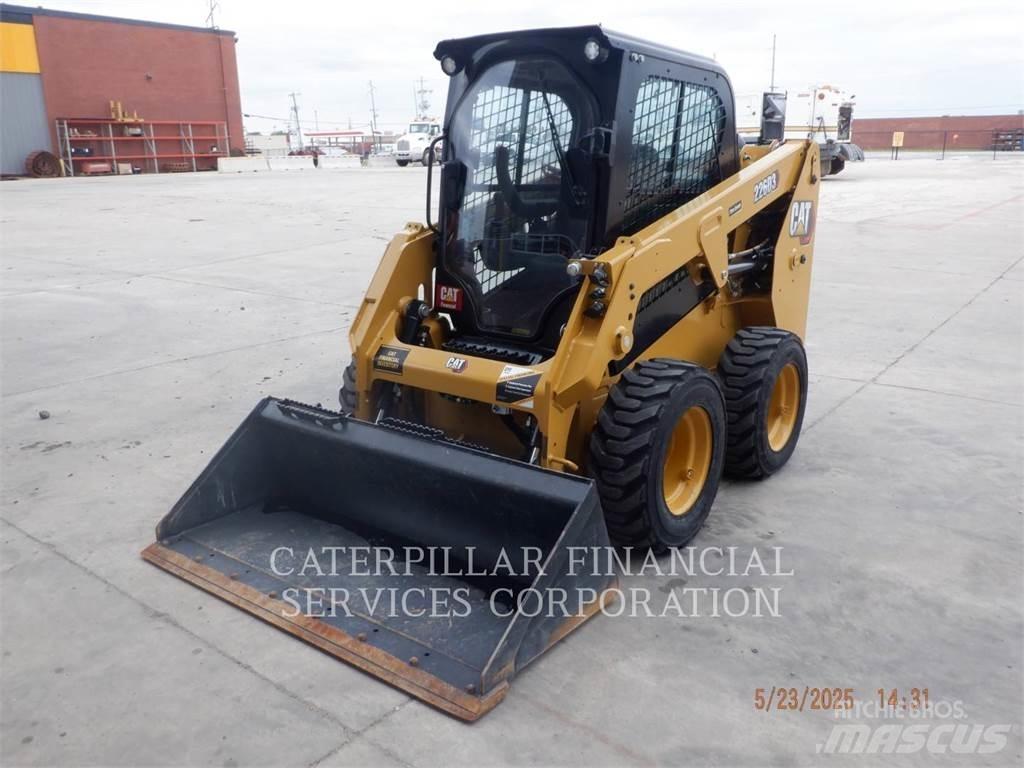 CAT 226D3 Skid steer mini utovarivači