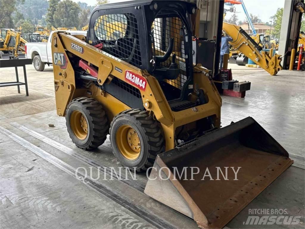 CAT 226D3 Skid steer mini utovarivači