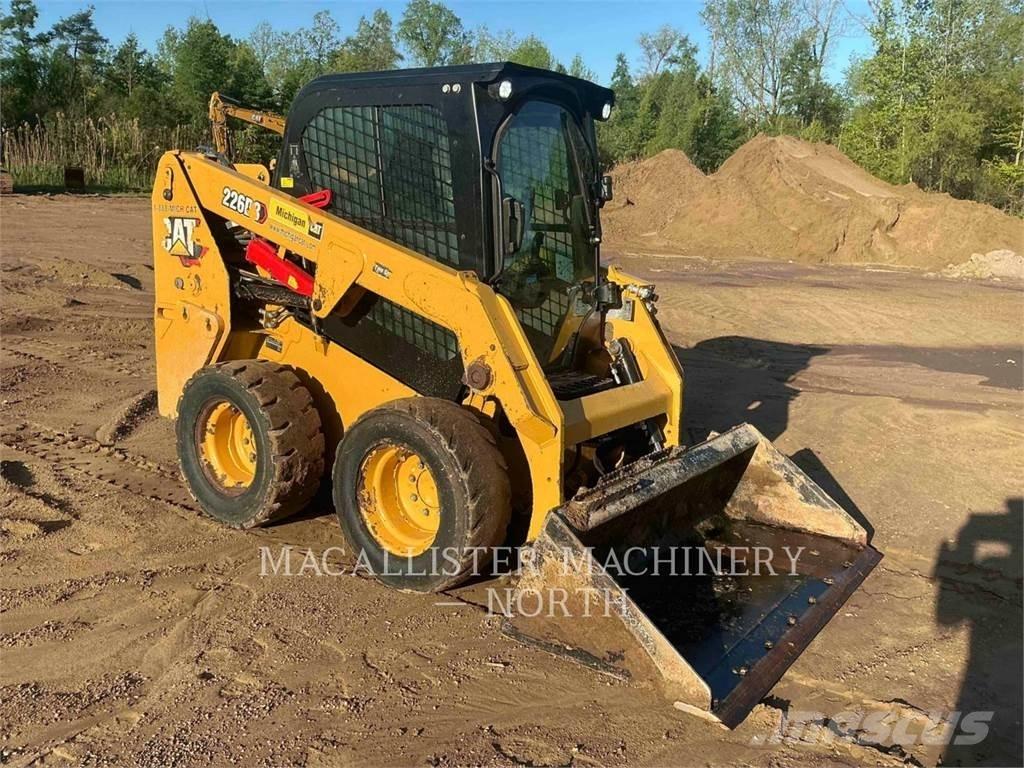 CAT 226D3 AQ Skid steer mini utovarivači