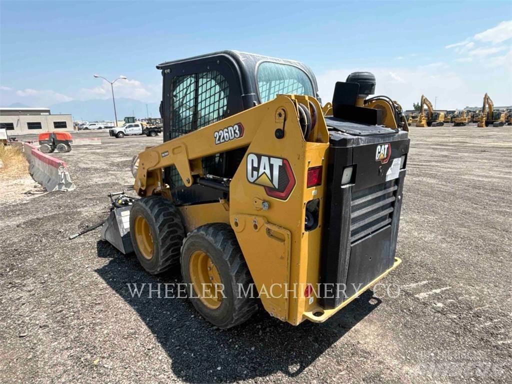 CAT 226D3 C3H2 Skid steer mini utovarivači
