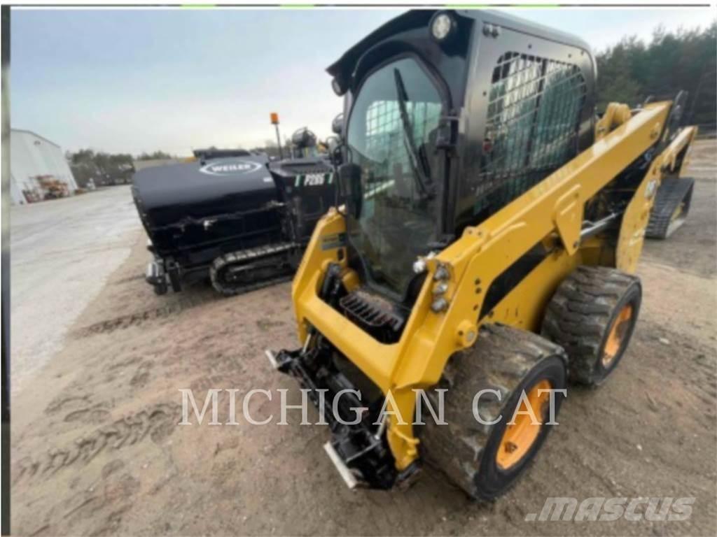 CAT 232D3 AQ Skid steer mini utovarivači
