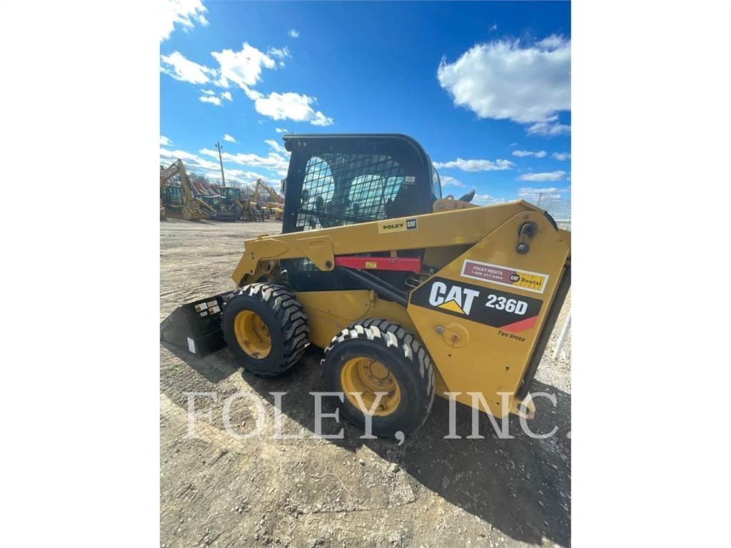 CAT 236D Skid steer mini utovarivači