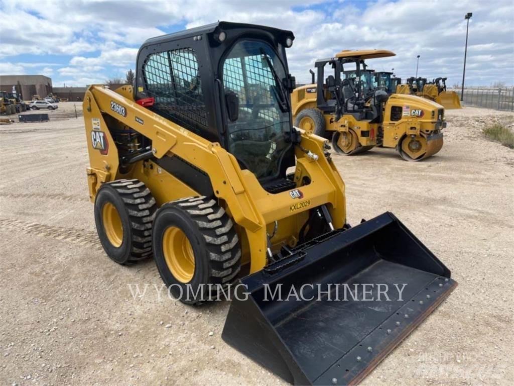 CAT 236D3 Skid steer mini utovarivači