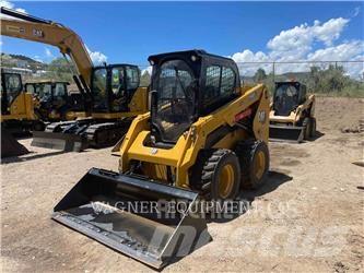 CAT 236D3 Skid steer mini utovarivači