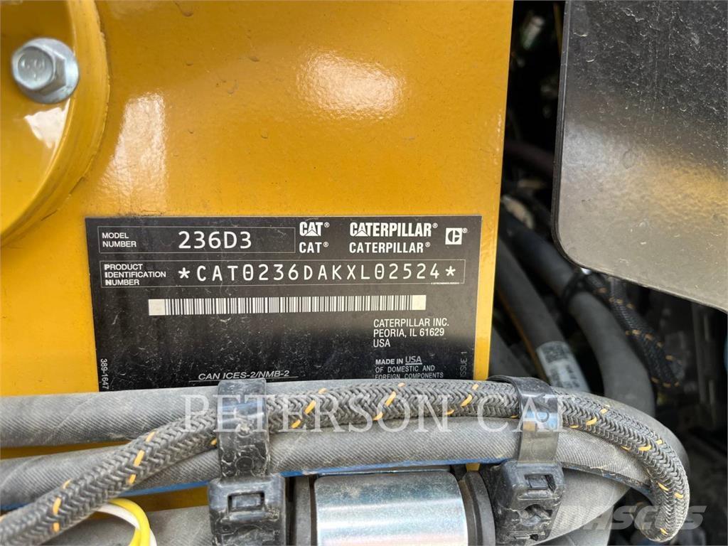 CAT 236D3 Skid steer mini utovarivači