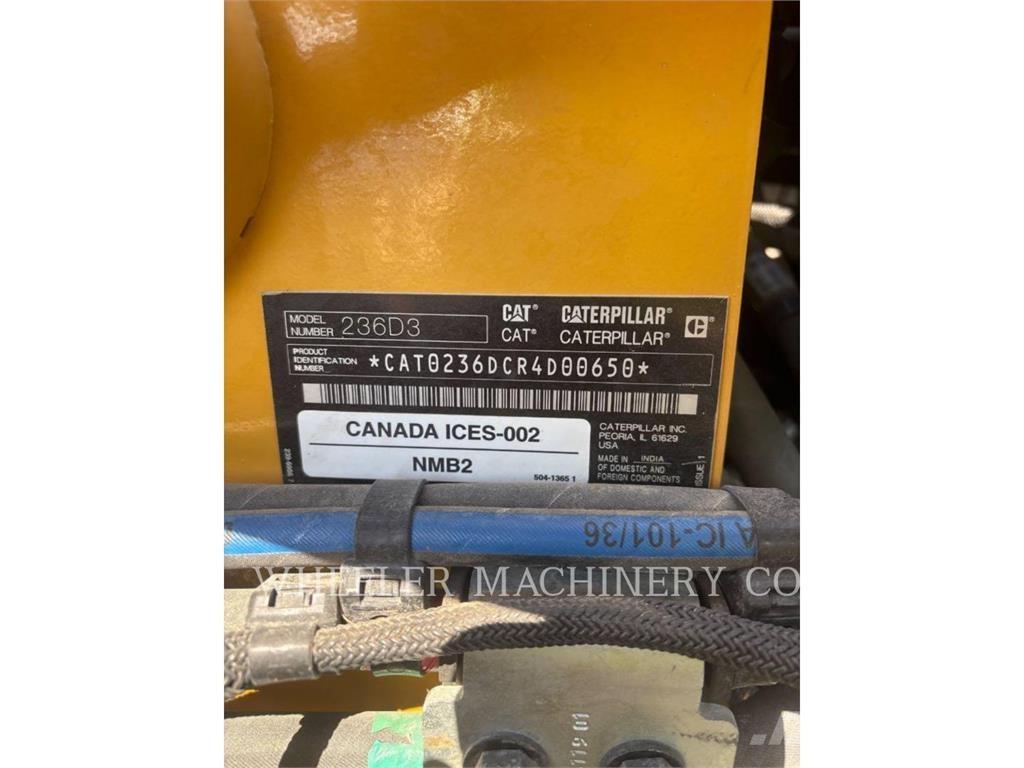 CAT 236D3 C3H2 Skid steer mini utovarivači