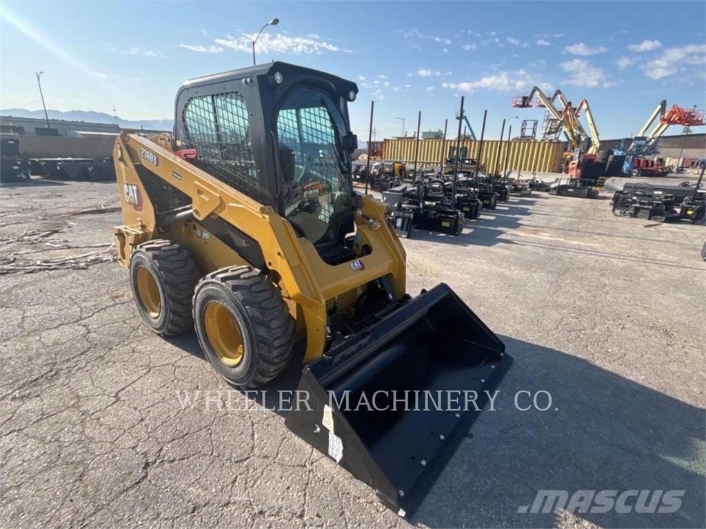 CAT 236D3 C3H2 Skid steer mini utovarivači