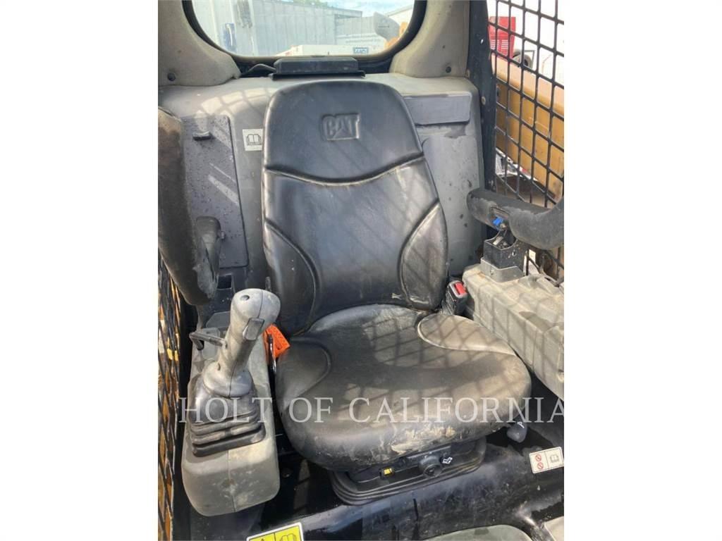 CAT 239 Skid steer mini utovarivači
