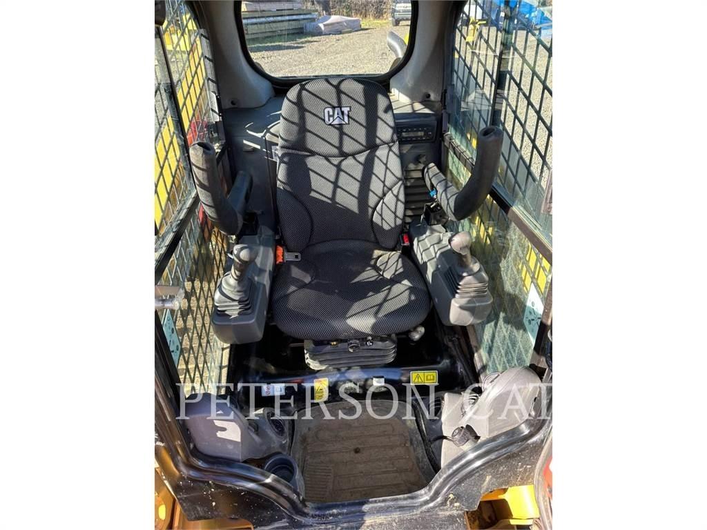 CAT 239D3 Skid steer mini utovarivači