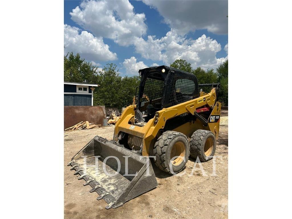 CAT 242D Skid steer mini utovarivači