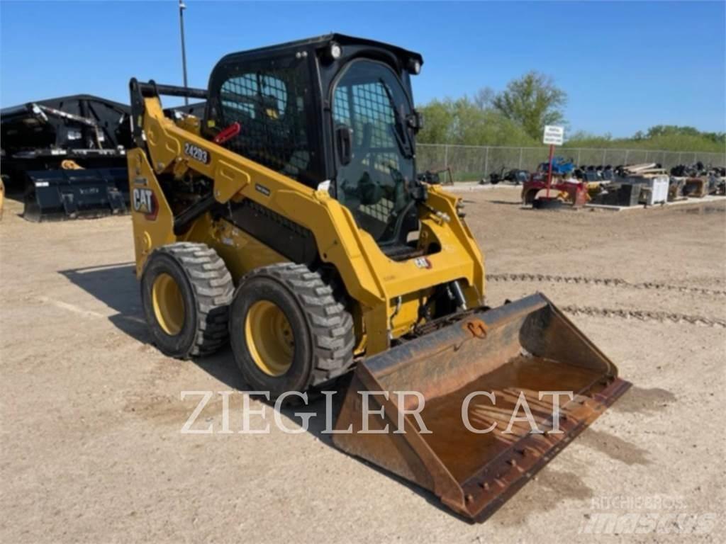 CAT 242D3 Skid steer mini utovarivači