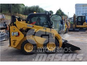 CAT 242D3 Skid steer mini utovarivači