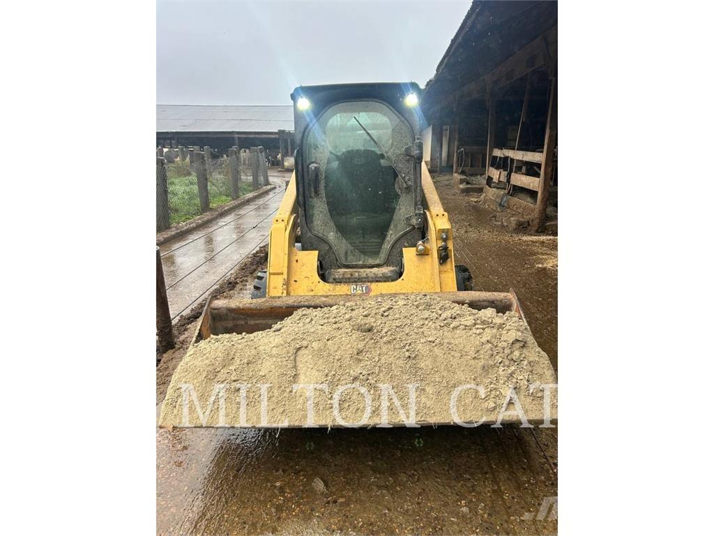 CAT 242D3 Skid steer mini utovarivači