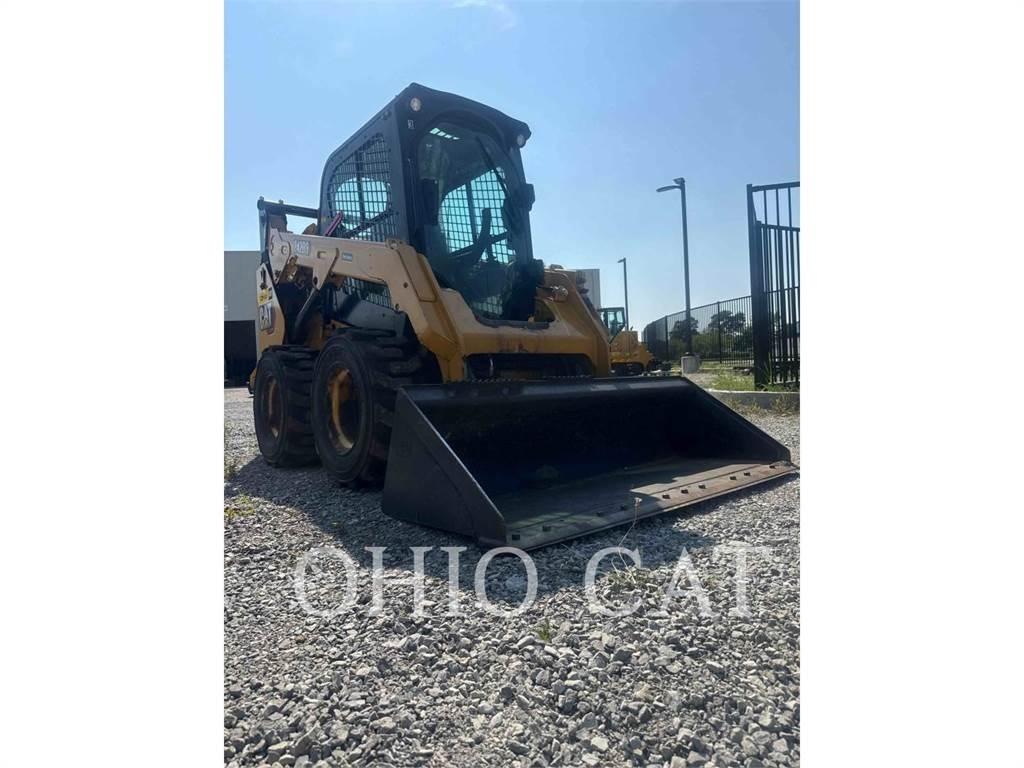 CAT 242D3 C3H2 Skid steer mini utovarivači