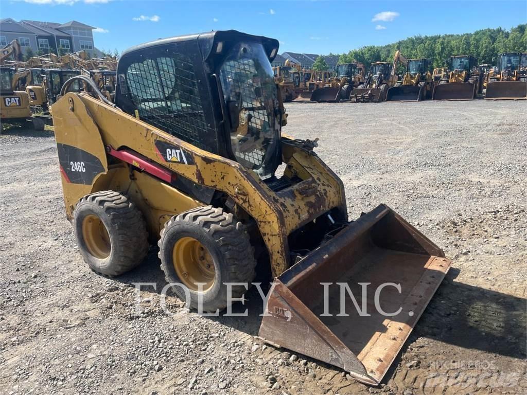 CAT 246C Skid steer mini utovarivači