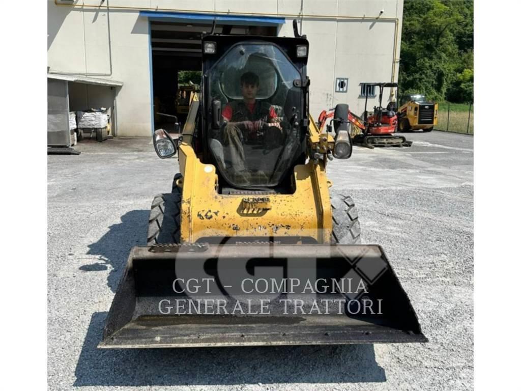 CAT 246C ZDC Skid steer mini utovarivači