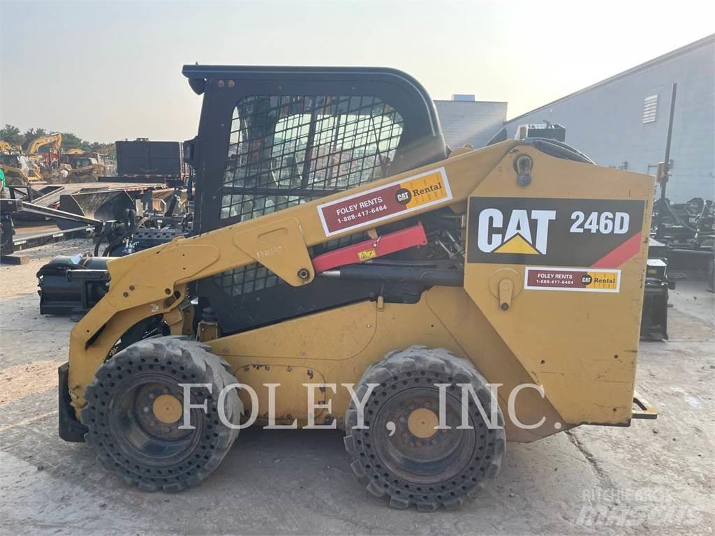 CAT 246D Skid steer mini utovarivači