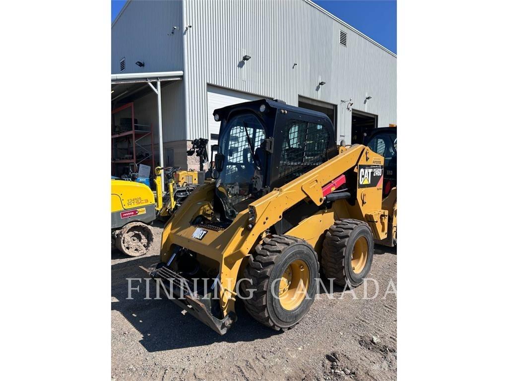 CAT 246D Skid steer mini utovarivači