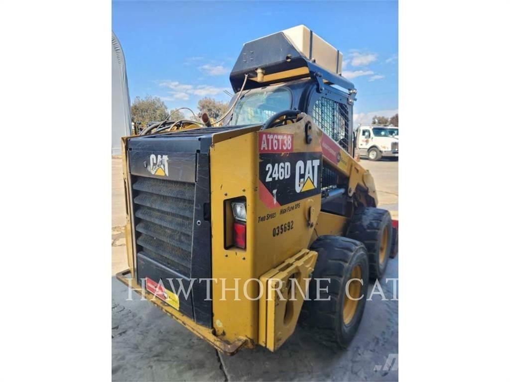 CAT 246D Skid steer mini utovarivači