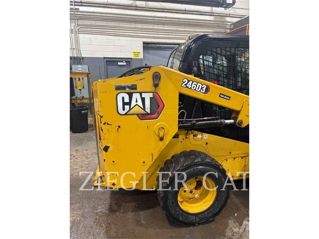 CAT 246D3 Skid steer mini utovarivači