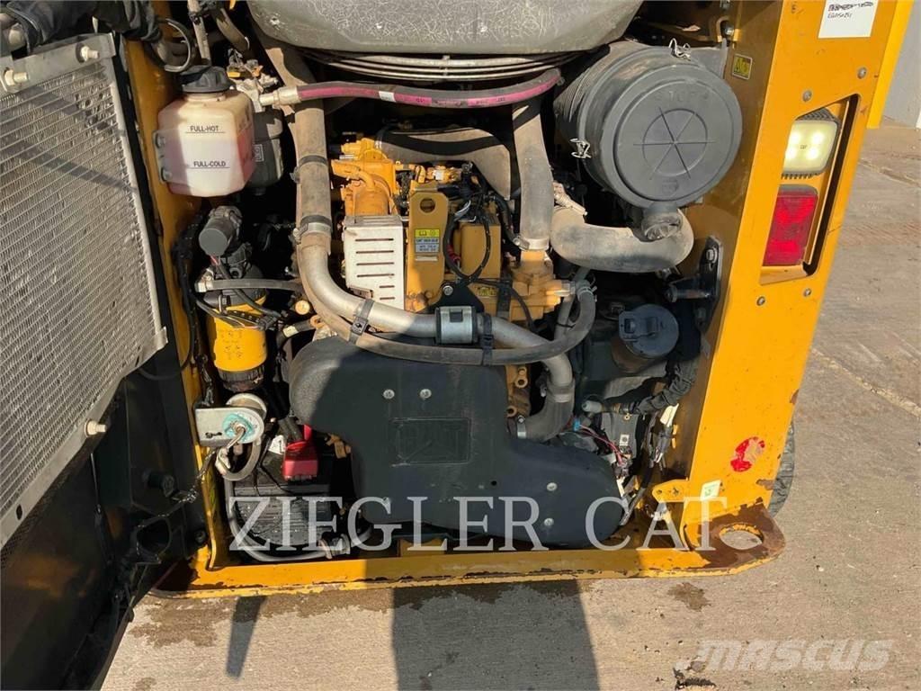 CAT 259D3 Utovarivaču guseničara