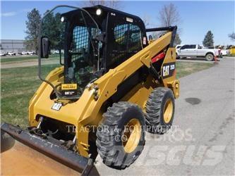 CAT 262D Skid steer mini utovarivači