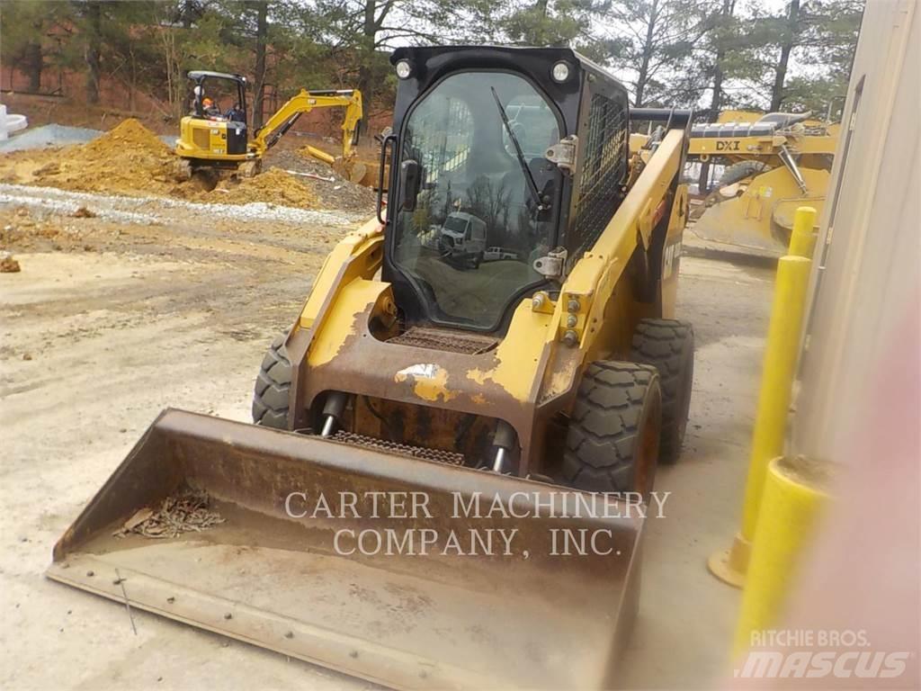CAT 262D Skid steer mini utovarivači