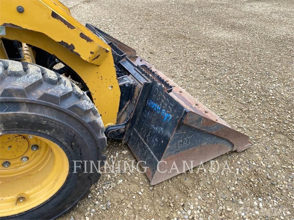CAT 262D Skid steer mini utovarivači