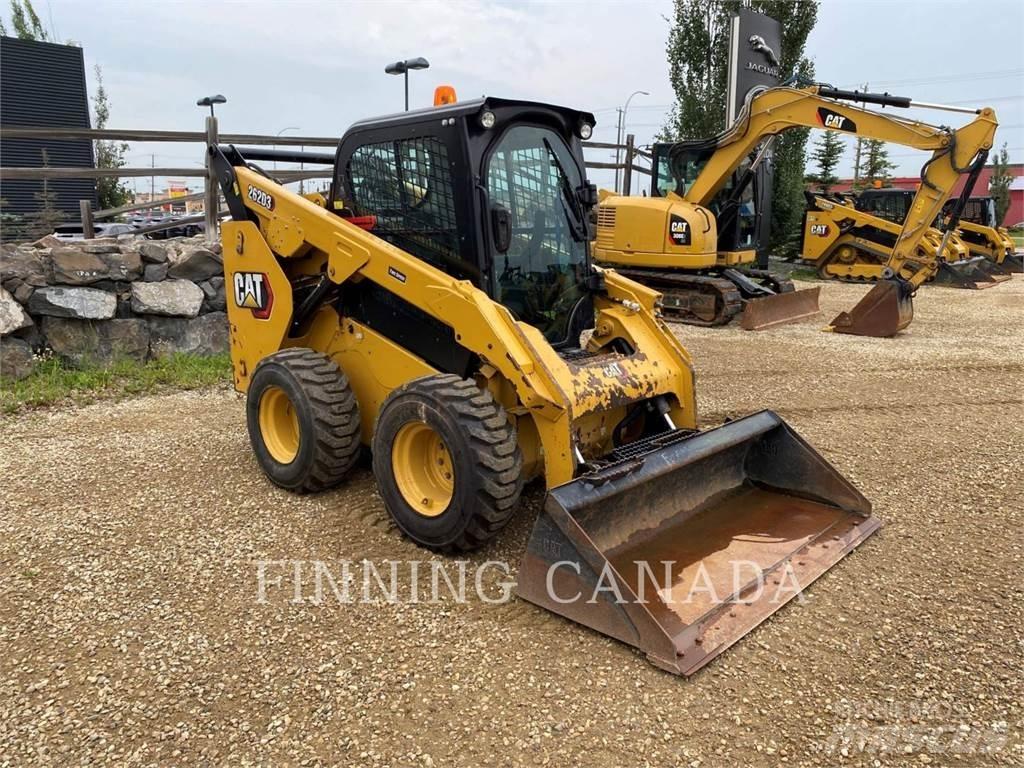 CAT 262D Skid steer mini utovarivači