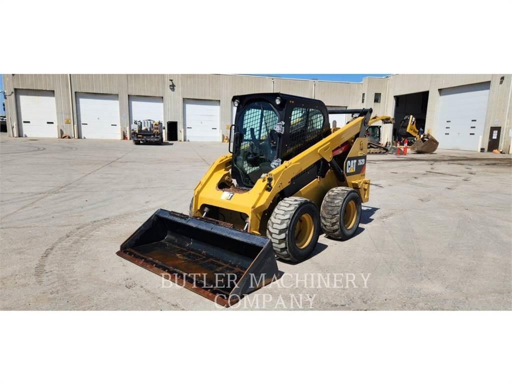 CAT 262D Skid steer mini utovarivači