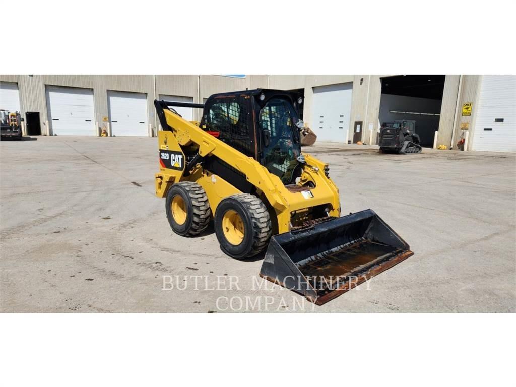 CAT 262D Skid steer mini utovarivači