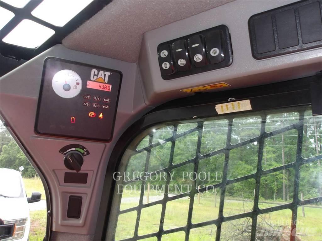 CAT 262D Skid steer mini utovarivači