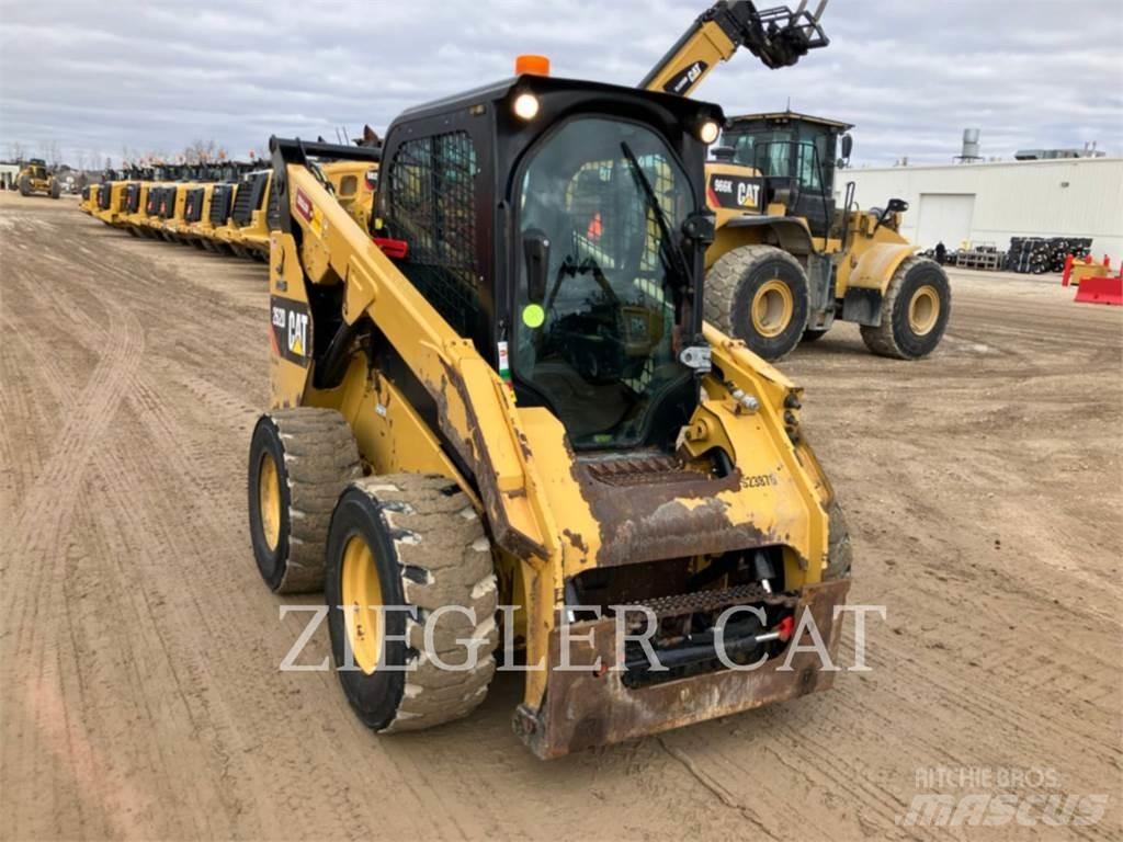 CAT 262D Skid steer mini utovarivači