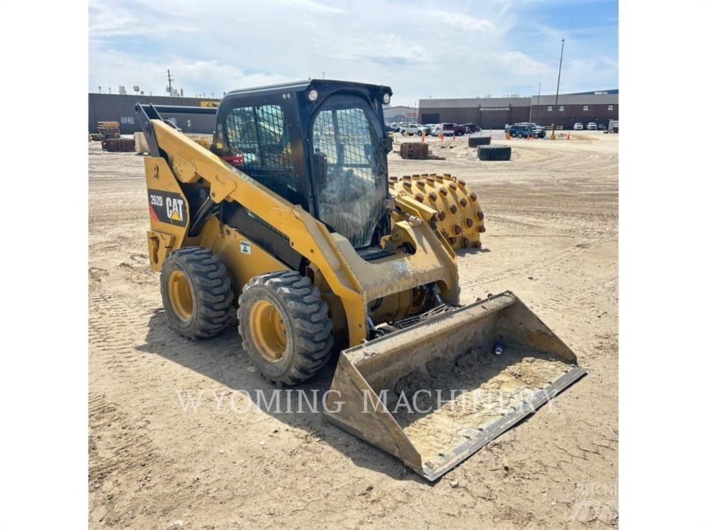 CAT 262D Skid steer mini utovarivači