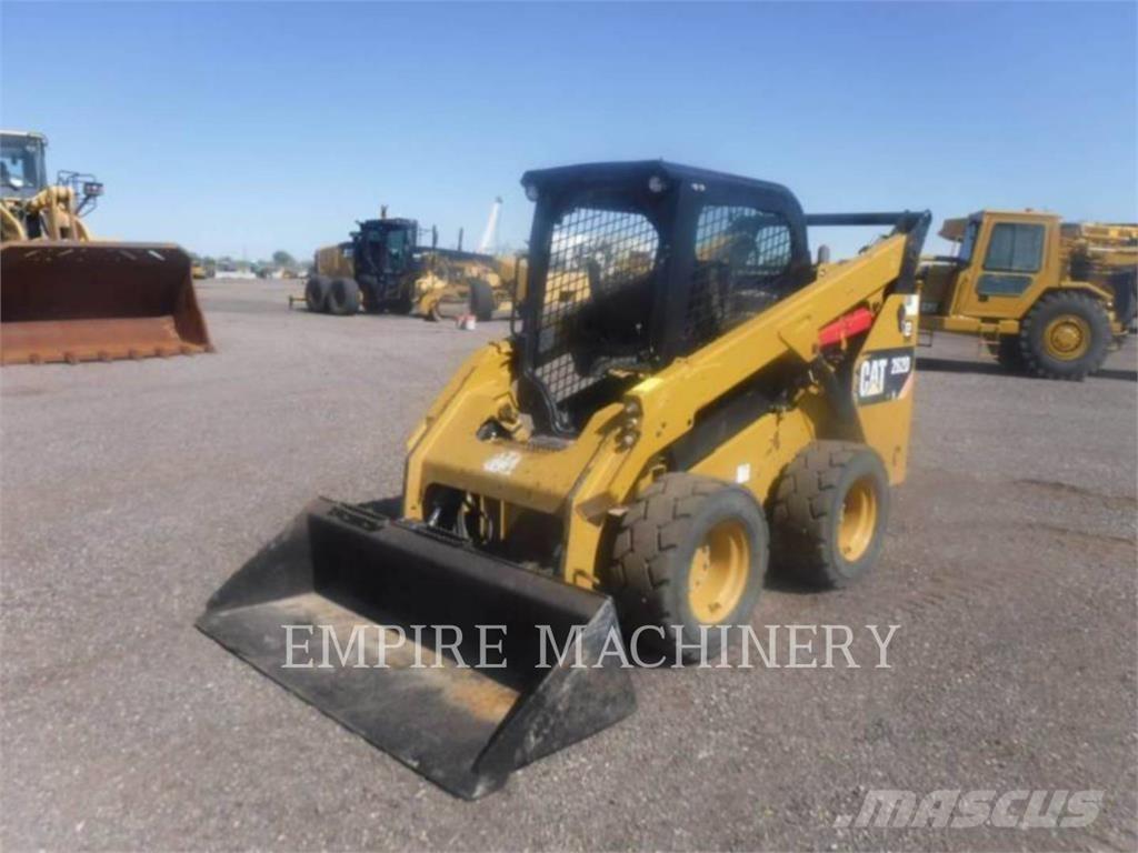 CAT 262D Skid steer mini utovarivači