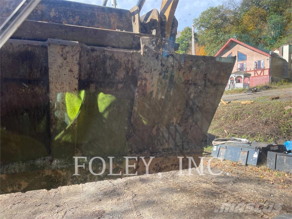 CAT 262D Skid steer mini utovarivači