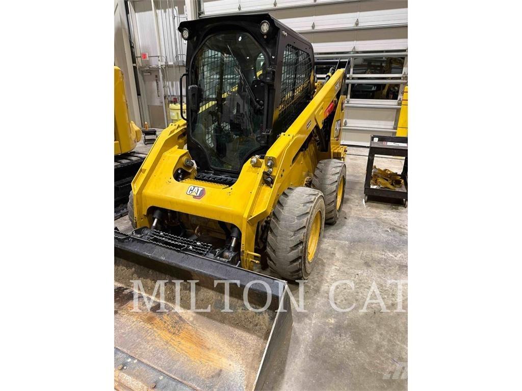 CAT 262D 3 Skid steer mini utovarivači
