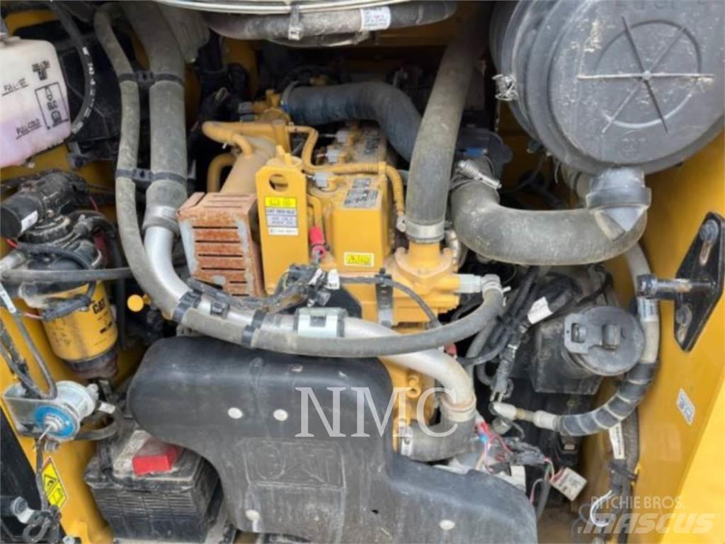 CAT 262D3 Skid steer mini utovarivači