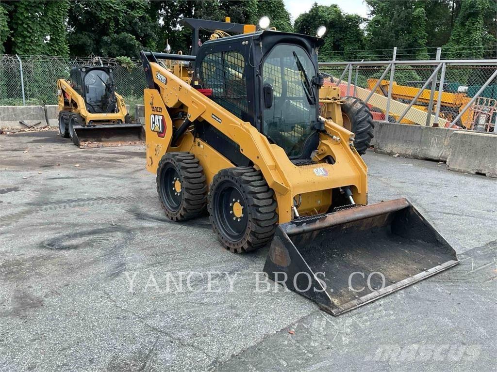 CAT 262D3 Skid steer mini utovarivači