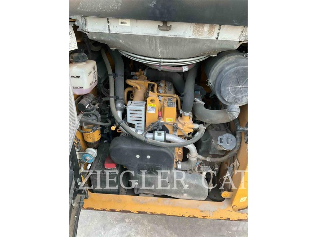 CAT 262D3 Skid steer mini utovarivači