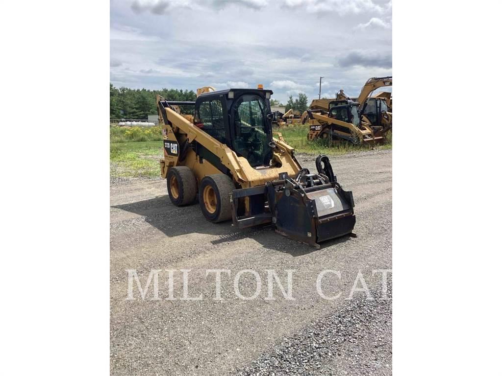 CAT 272D Skid steer mini utovarivači