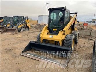 CAT 272D2 Skid steer mini utovarivači