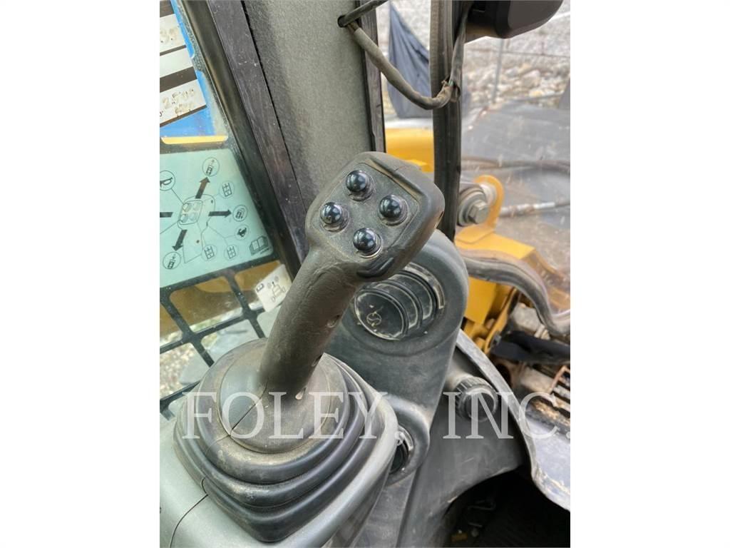 CAT 272D2 Skid steer mini utovarivači