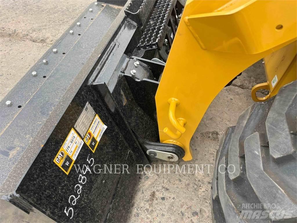 CAT 272D3 Skid steer mini utovarivači