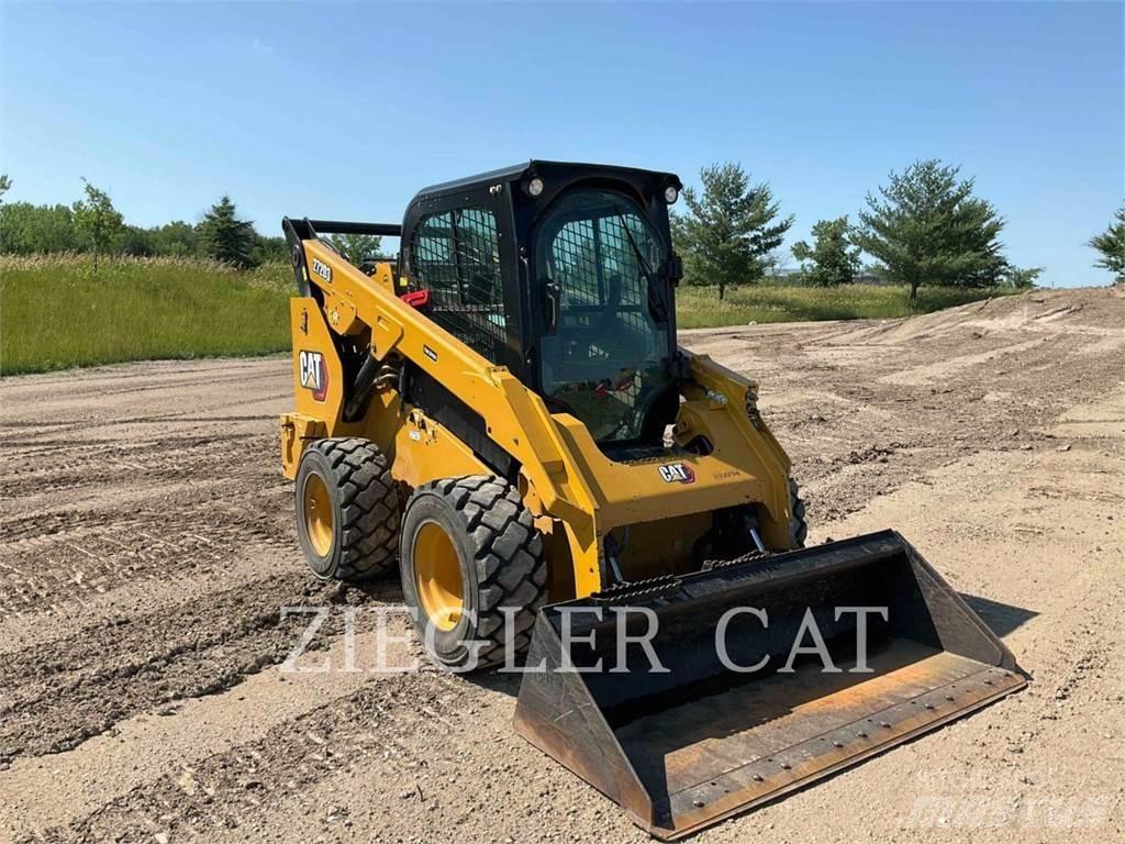 CAT 272D3 Skid steer mini utovarivači